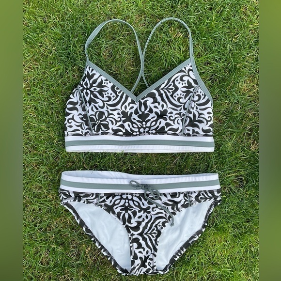 EUC Land End Sporty Racerback Bikini Set - Picture 1 of 8